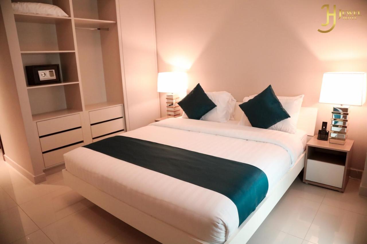 Sunday Luxury Downtown Adliya Formerly Jewel Manama