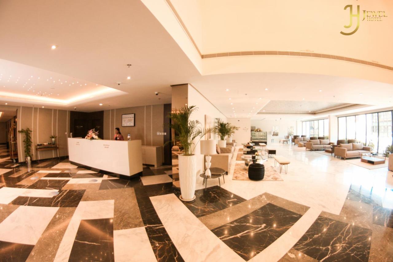 Sunday Luxury Downtown Adliya Formerly Jewel होटल Manama
