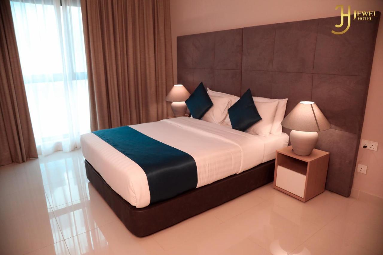 Sunday Luxury Downtown Adliya Formerly Jewel Manama