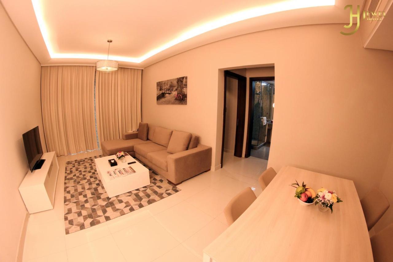 Sunday Luxury Downtown Adliya Formerly Jewel होटल Manama